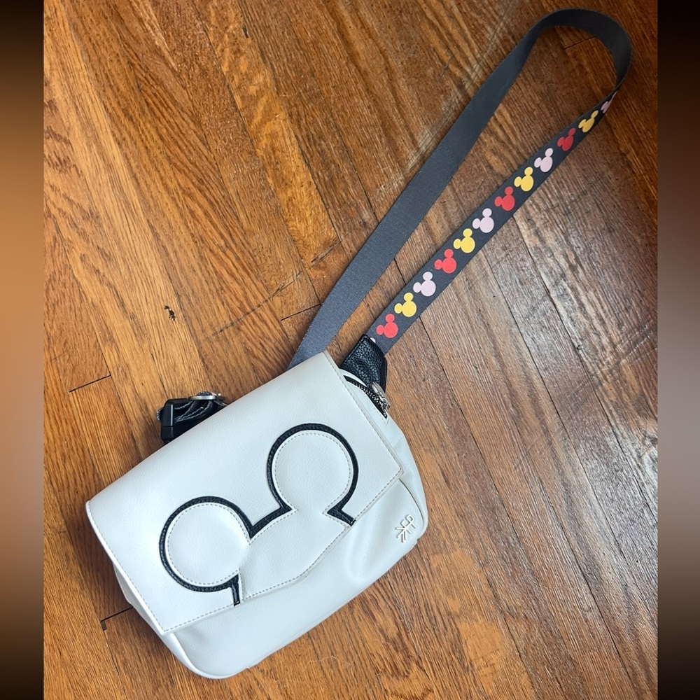 Freshly Picked x Disney Mickey Mania park bag with tear